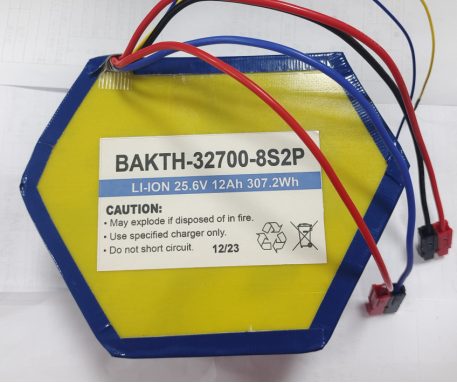Paquete de baterías personalizadas al por mayor BAKTH-32700-8S2P 25.6V 12AH LIFEPO4 PAQUETA DE BATERÍA